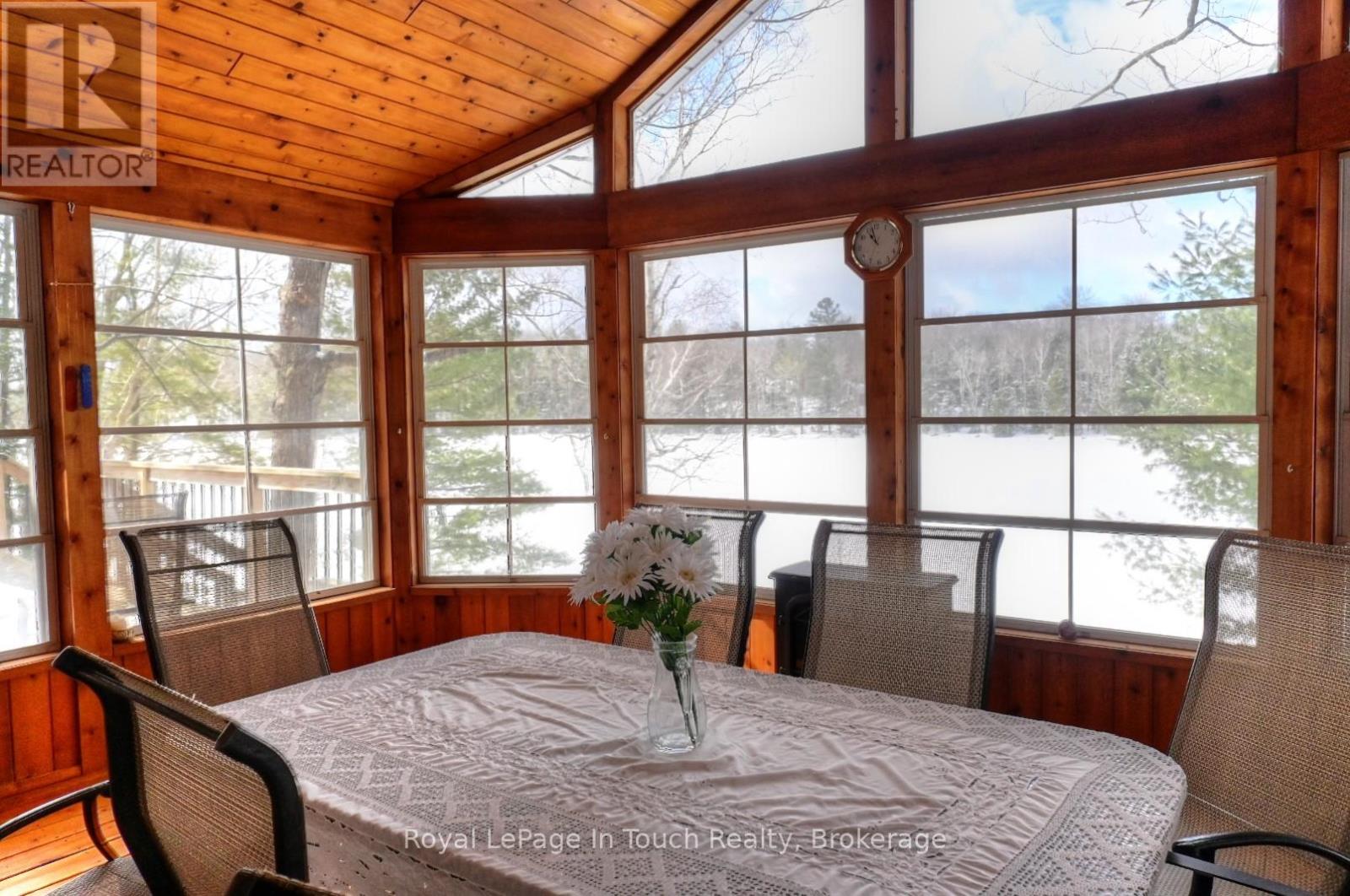 476 Hungry Bay Road E, Georgian Bay, Ontario  L0K 1S0 - Photo 11 - X12057212