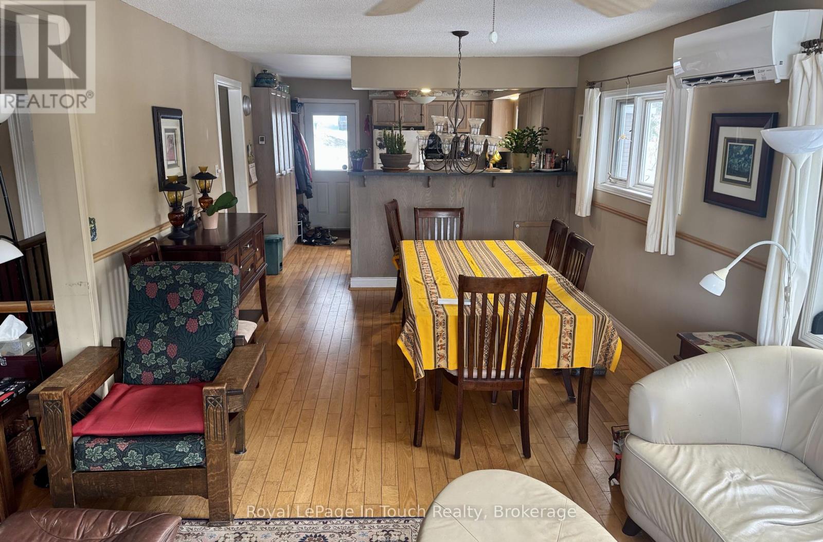 476 Hungry Bay Road E, Georgian Bay, Ontario  L0K 1S0 - Photo 19 - X12057212