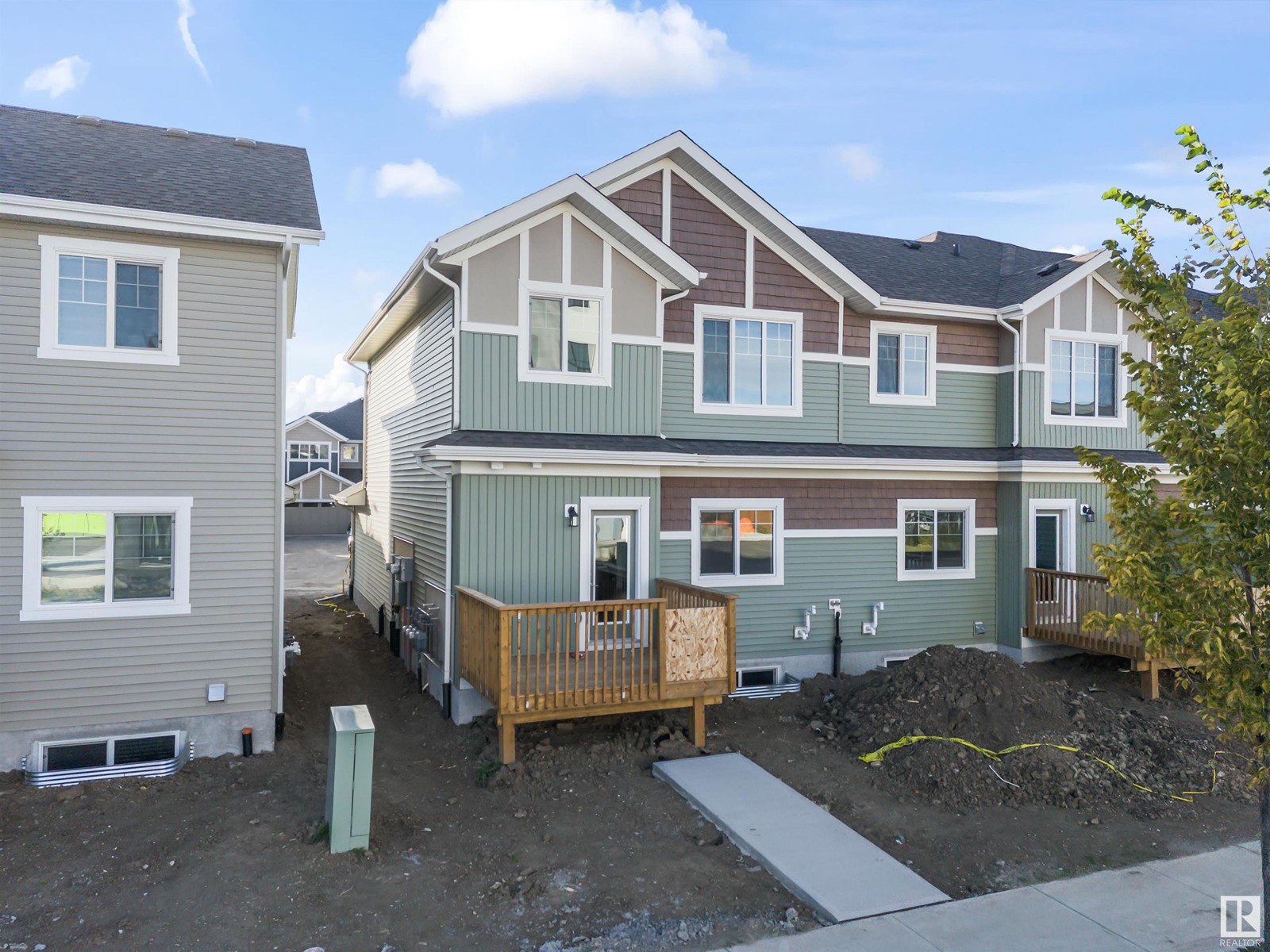 Property at #24 740 Daniels Way SW image 3