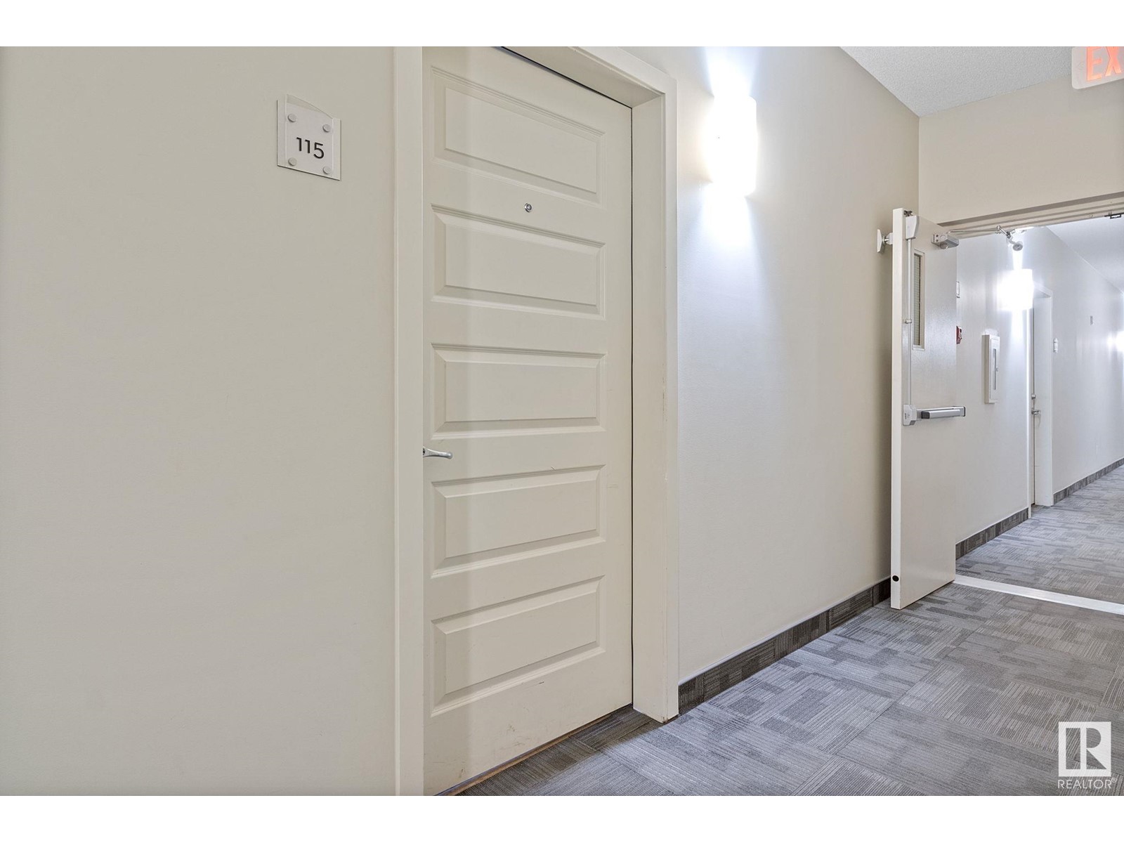 Property at #115 13835 155 AV NW image 4
