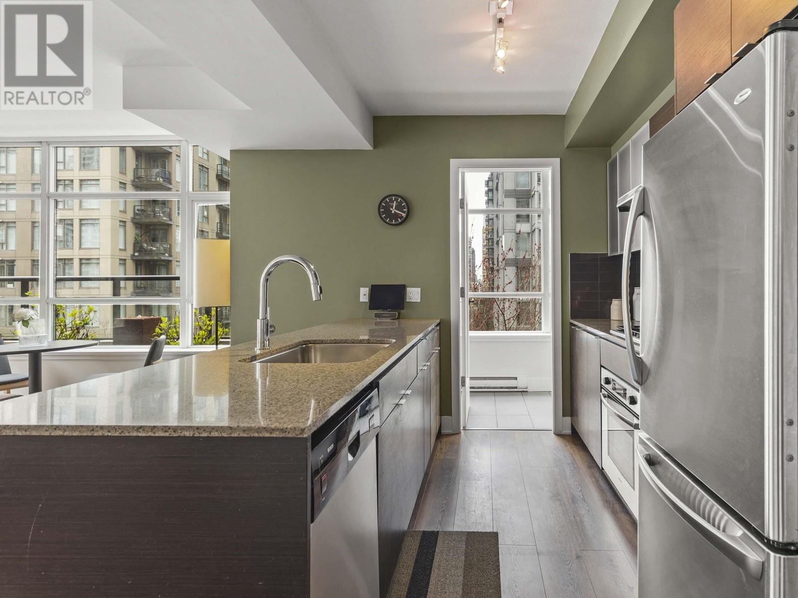 602 988 Richards Street, Vancouver, British Columbia  V6B 8R2 - Photo 13 - R2982851
