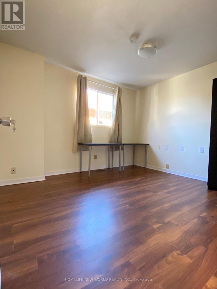 Property at 290 SHEPPARD AVENUE W image 4