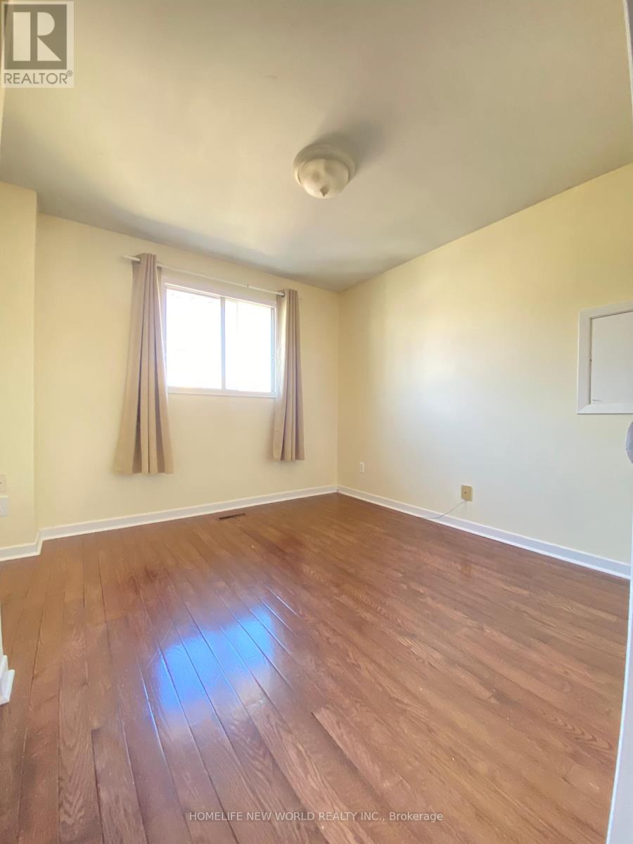 Property at 290 SHEPPARD AVENUE W image 5