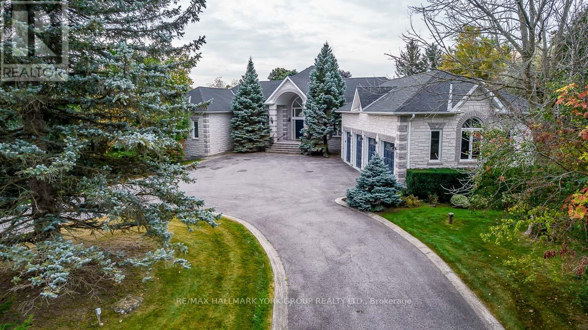 Property at 27 GLEN MEADOW LANE image 1