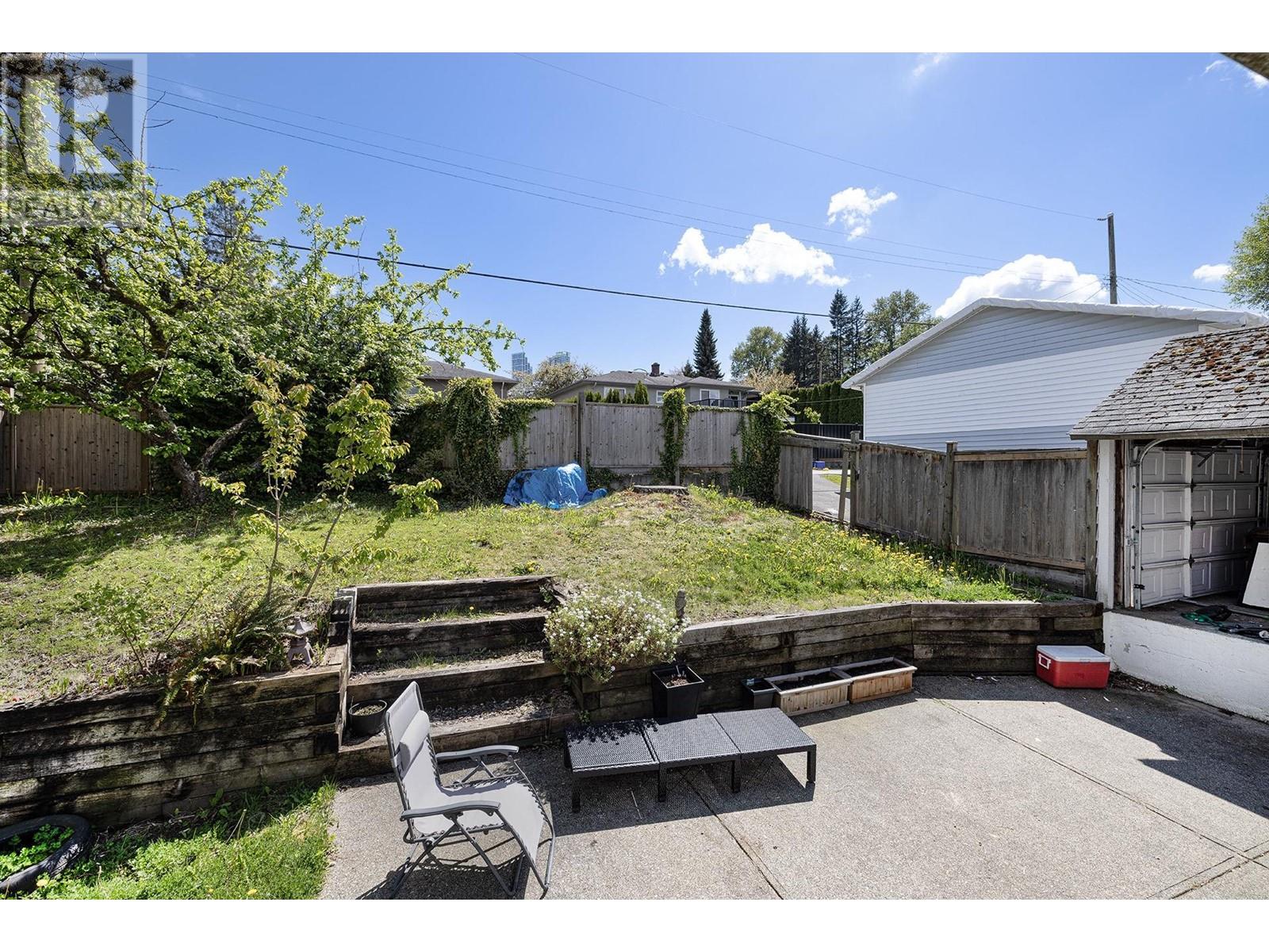 4378 Briarwood Crescent, Burnaby, British Columbia  V5G 2M6 - Photo 30 - R2953405