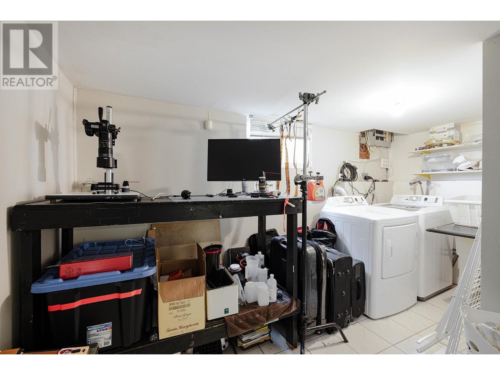 4378 Briarwood Crescent, Burnaby, British Columbia  V5G 2M6 - Photo 22 - R2953405