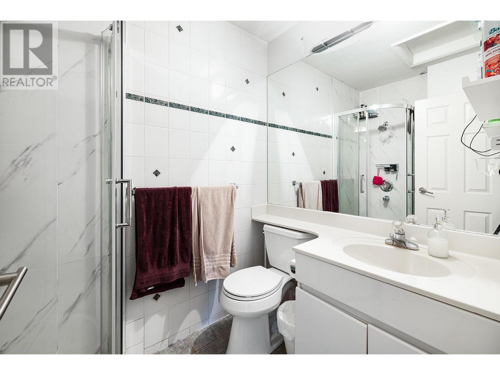 4378 Briarwood Crescent, Burnaby, British Columbia  V5G 2M6 - Photo 18 - R2953405