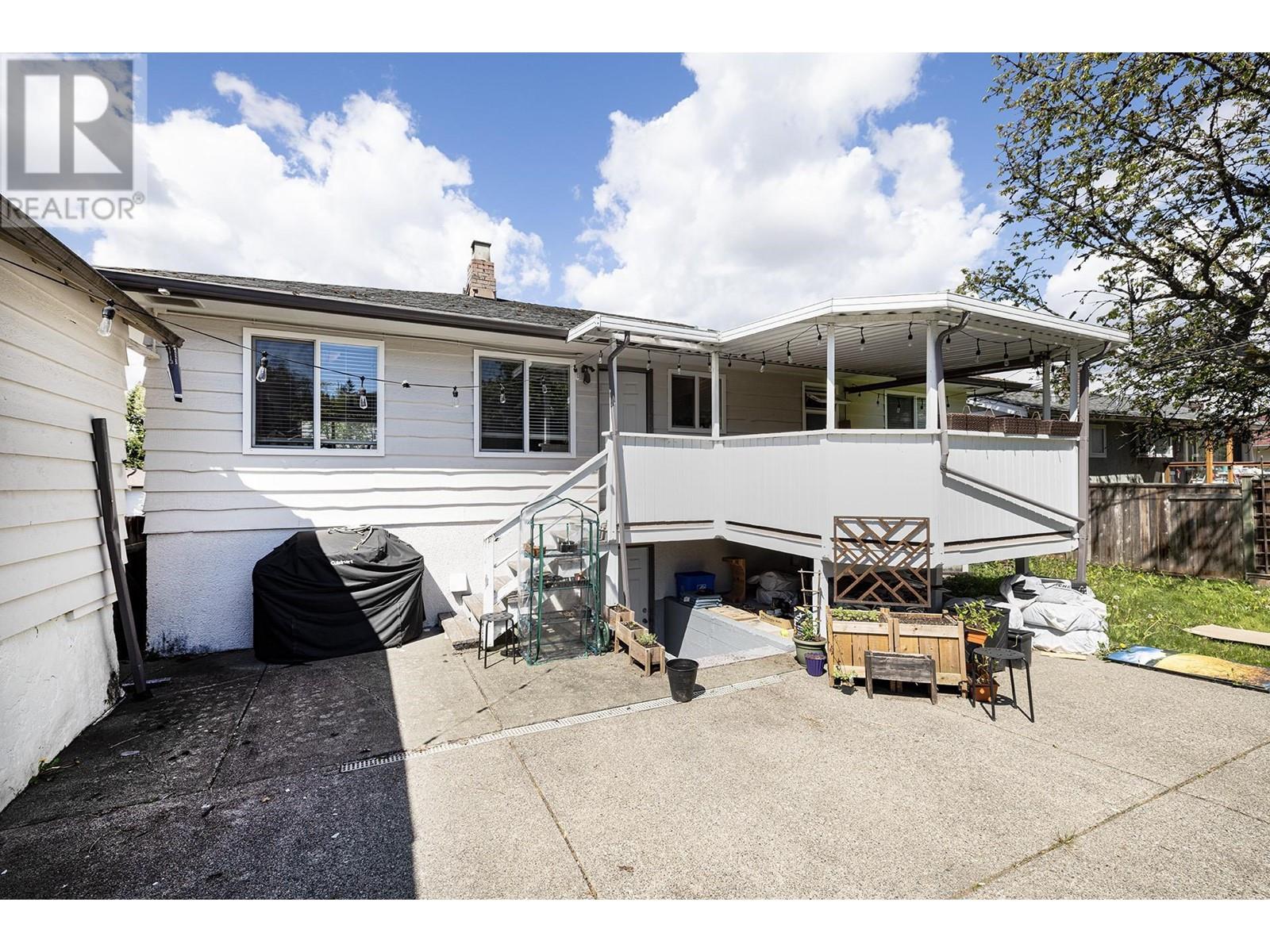 4378 Briarwood Crescent, Burnaby, British Columbia  V5G 2M6 - Photo 29 - R2953405