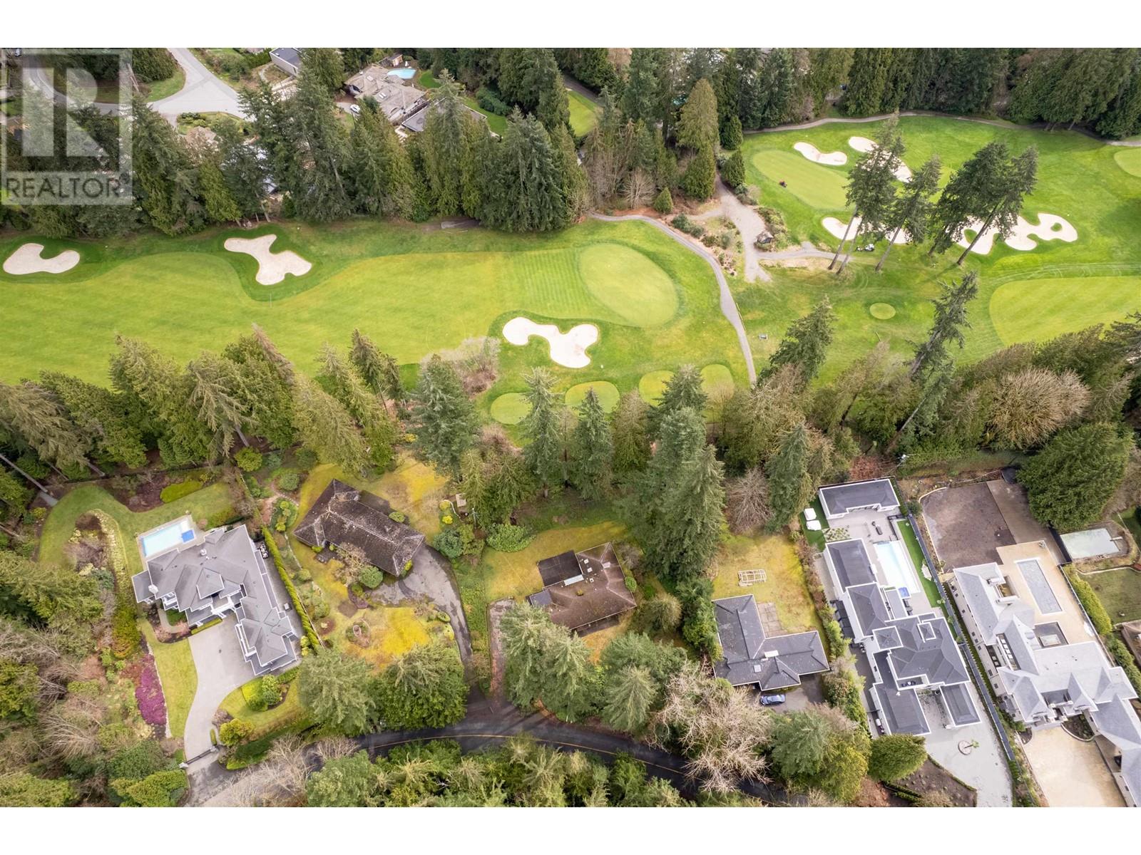 575 Hadden Drive, West Vancouver, British Columbia  V7S 1G8 - Photo 3 - R2971159
