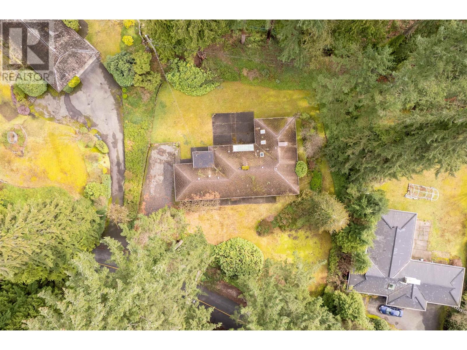 575 Hadden Drive, West Vancouver, British Columbia  V7S 1G8 - Photo 5 - R2971159