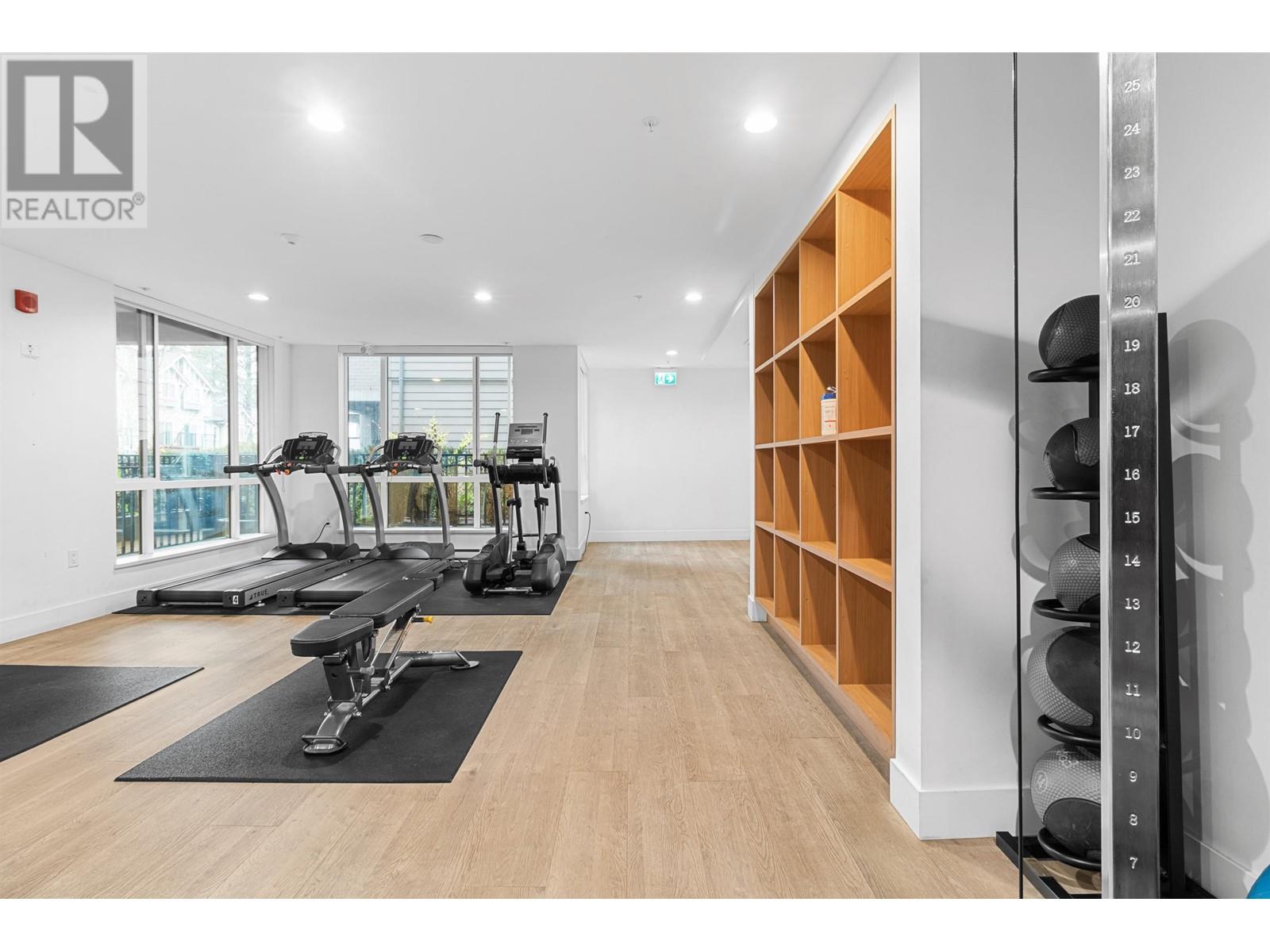 413 7579 16th Street, Burnaby, British Columbia  V3N 0H7 - Photo 17 - R2980409