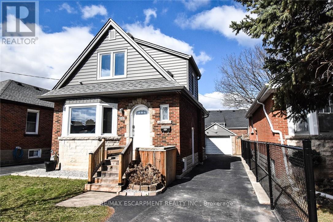 Property at 104 TRAGINA AVENUE S image 1