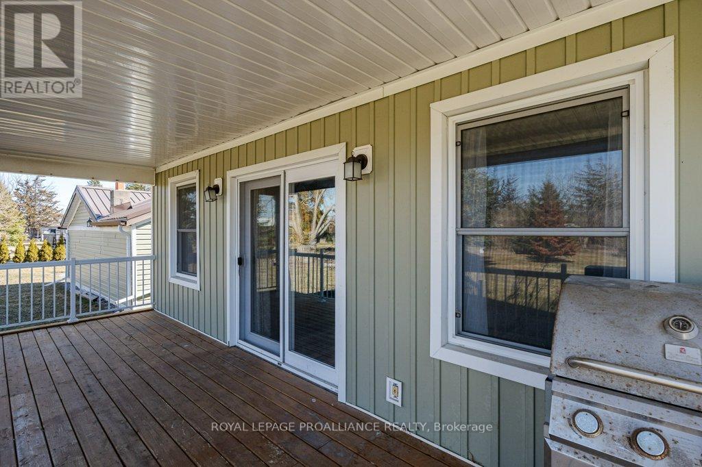 262 South Trent Street, Quinte West, Ontario  K0K 1C0 - Photo 33 - X12057313