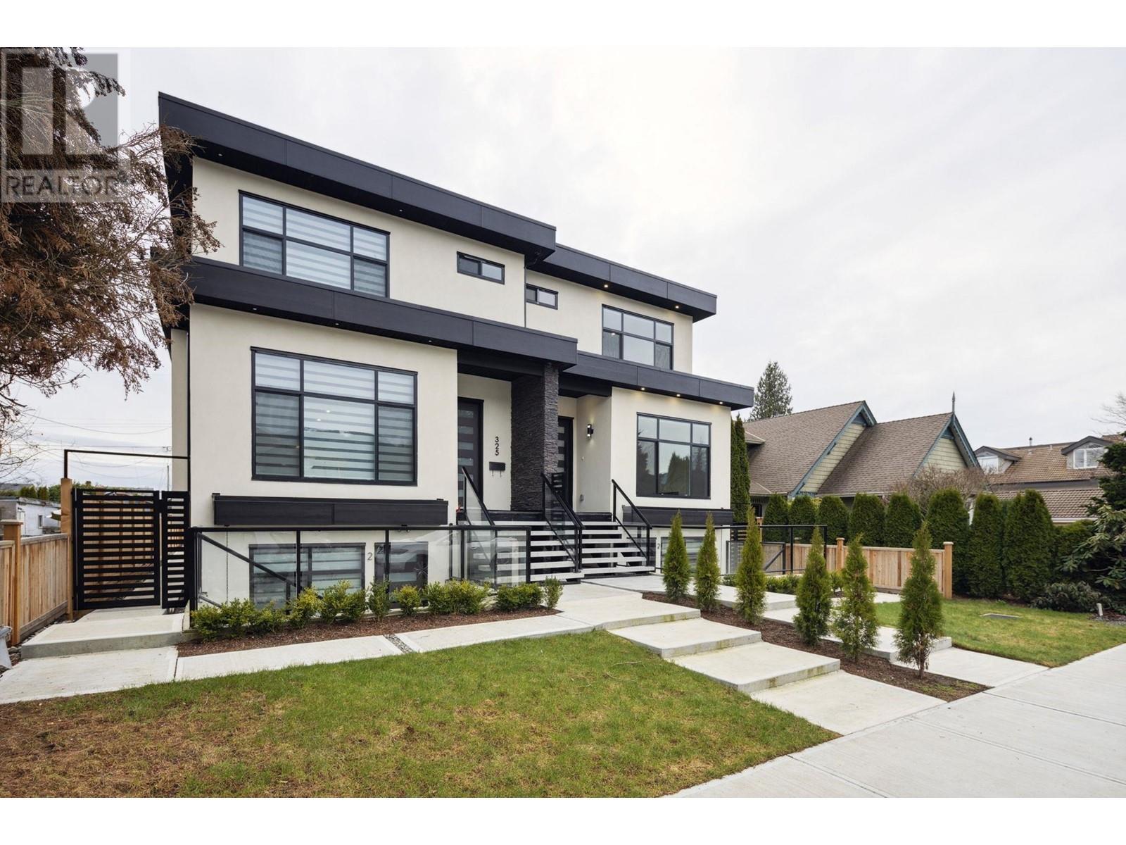 325 E 17TH STREET, north vancouver, British Columbia