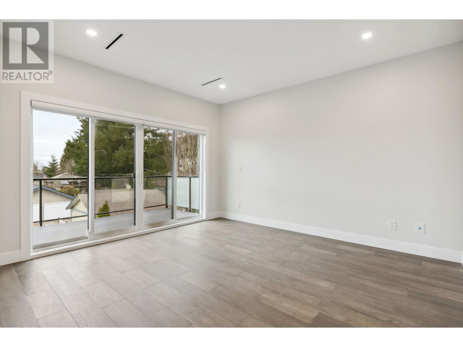 325 E 17th Street, North Vancouver, British Columbia  V7L 2W1 - Photo 21 - R2985166