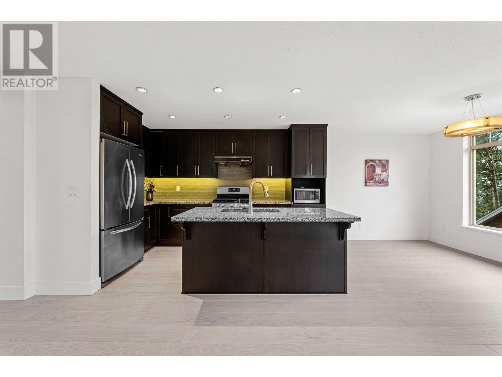 106 3450 David Avenue, Coquitlam, British Columbia  V3E 0J9 - Photo 11 - R2985182