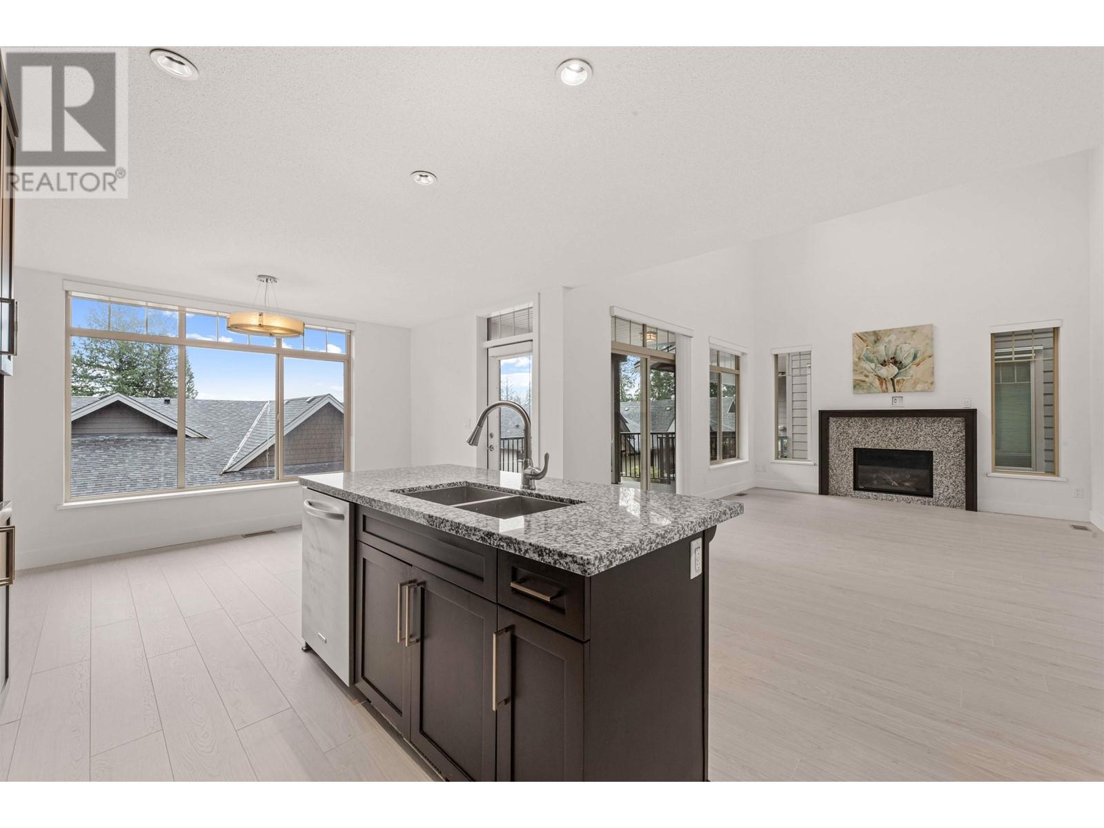 106 3450 David Avenue, Coquitlam, British Columbia  V3E 0J9 - Photo 12 - R2985182