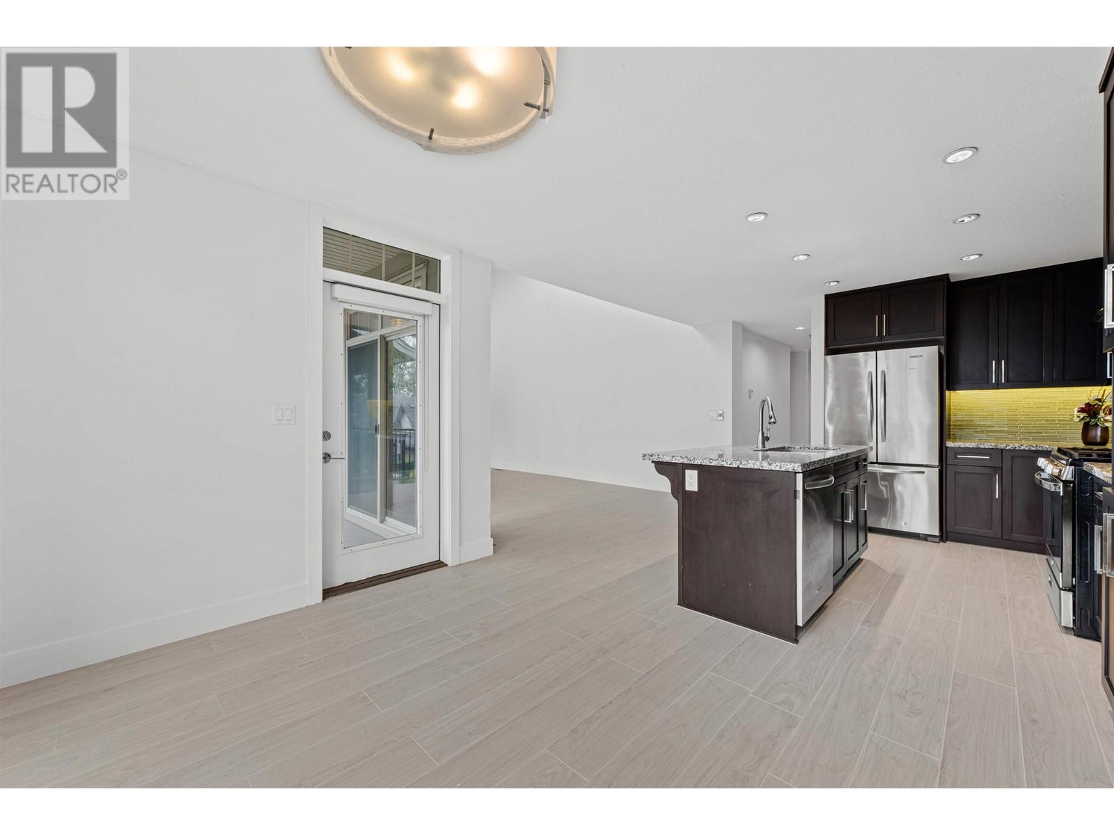 106 3450 David Avenue, Coquitlam, British Columbia  V3E 0J9 - Photo 14 - R2985182