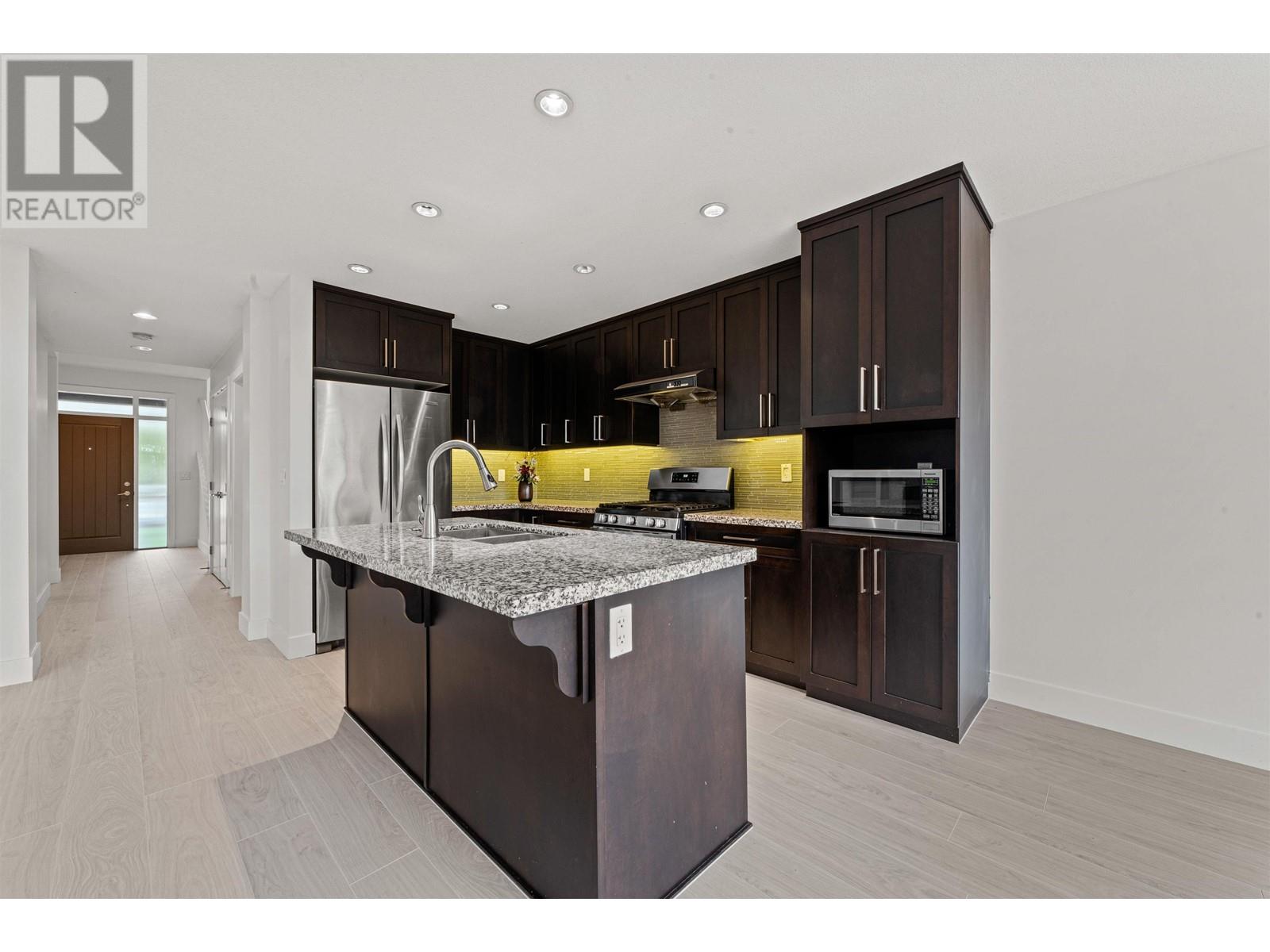 106 3450 David Avenue, Coquitlam, British Columbia  V3E 0J9 - Photo 16 - R2985182