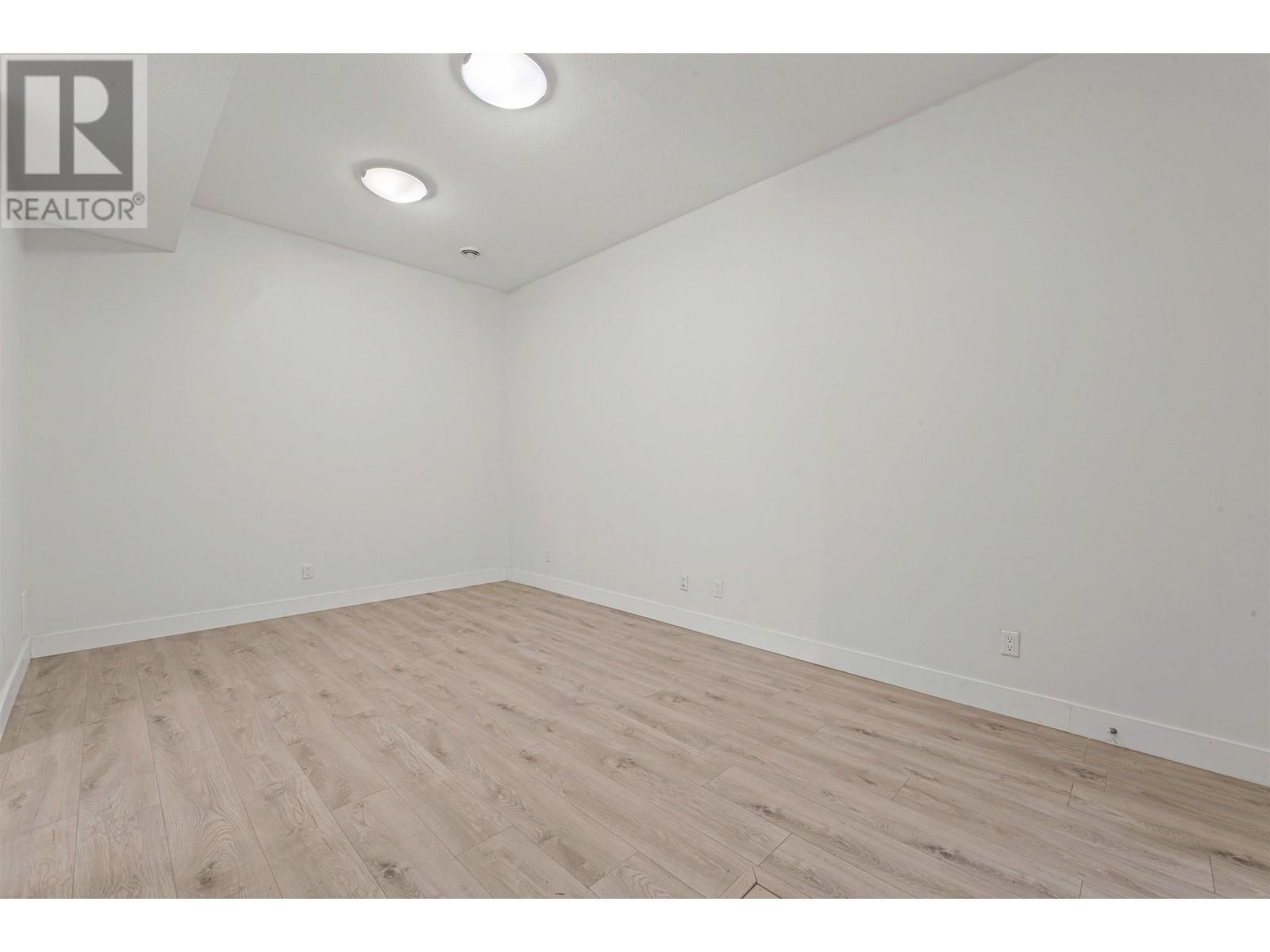 106 3450 David Avenue, Coquitlam, British Columbia  V3E 0J9 - Photo 33 - R2985182