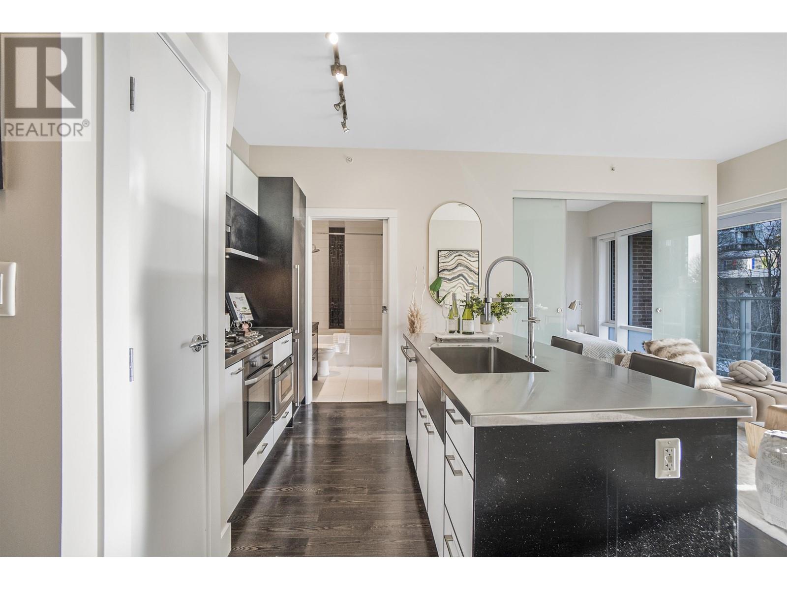 206 535 Smithe Street, Vancouver, British Columbia  V6B 0H2 - Photo 3 - R2985188