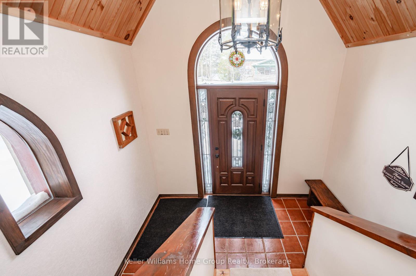 Property at 230 ST ANDREW STREET E image 3