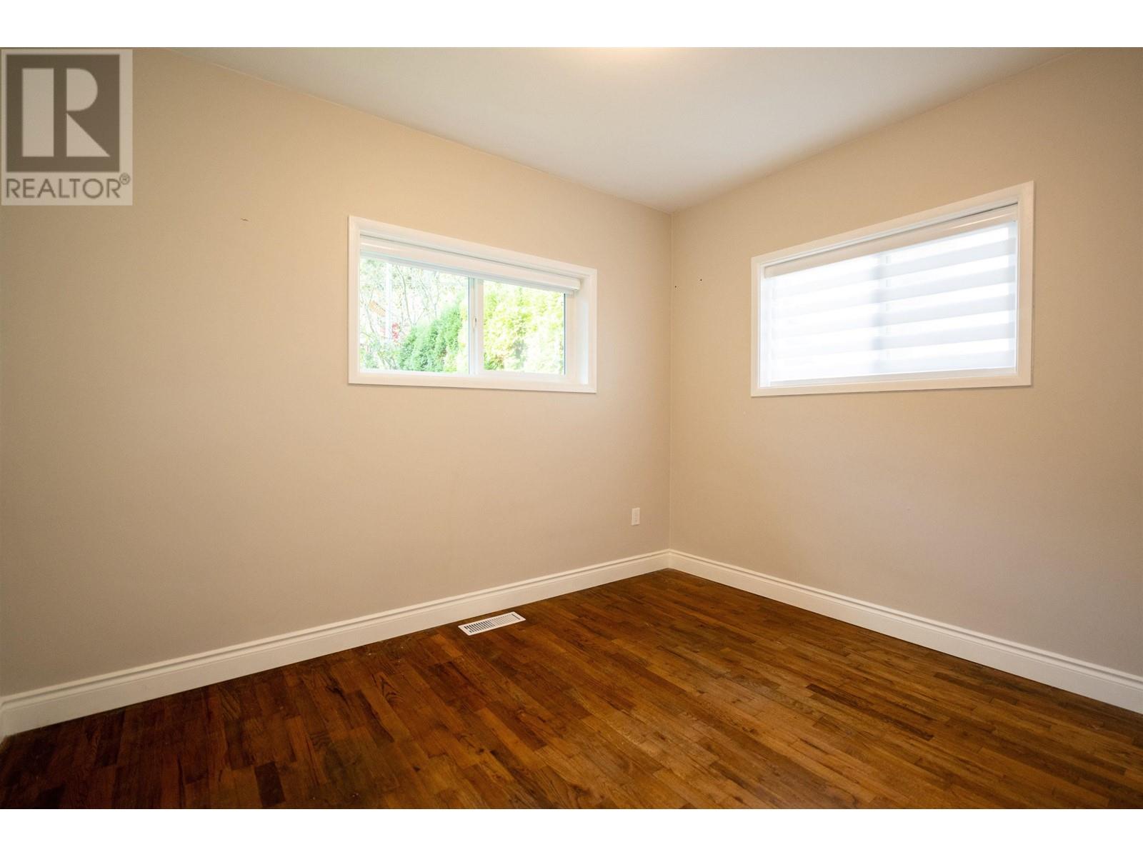 1858 Deep Cove Road, North Vancouver, British Columbia  V7G 1S6 - Photo 13 - R2985151
