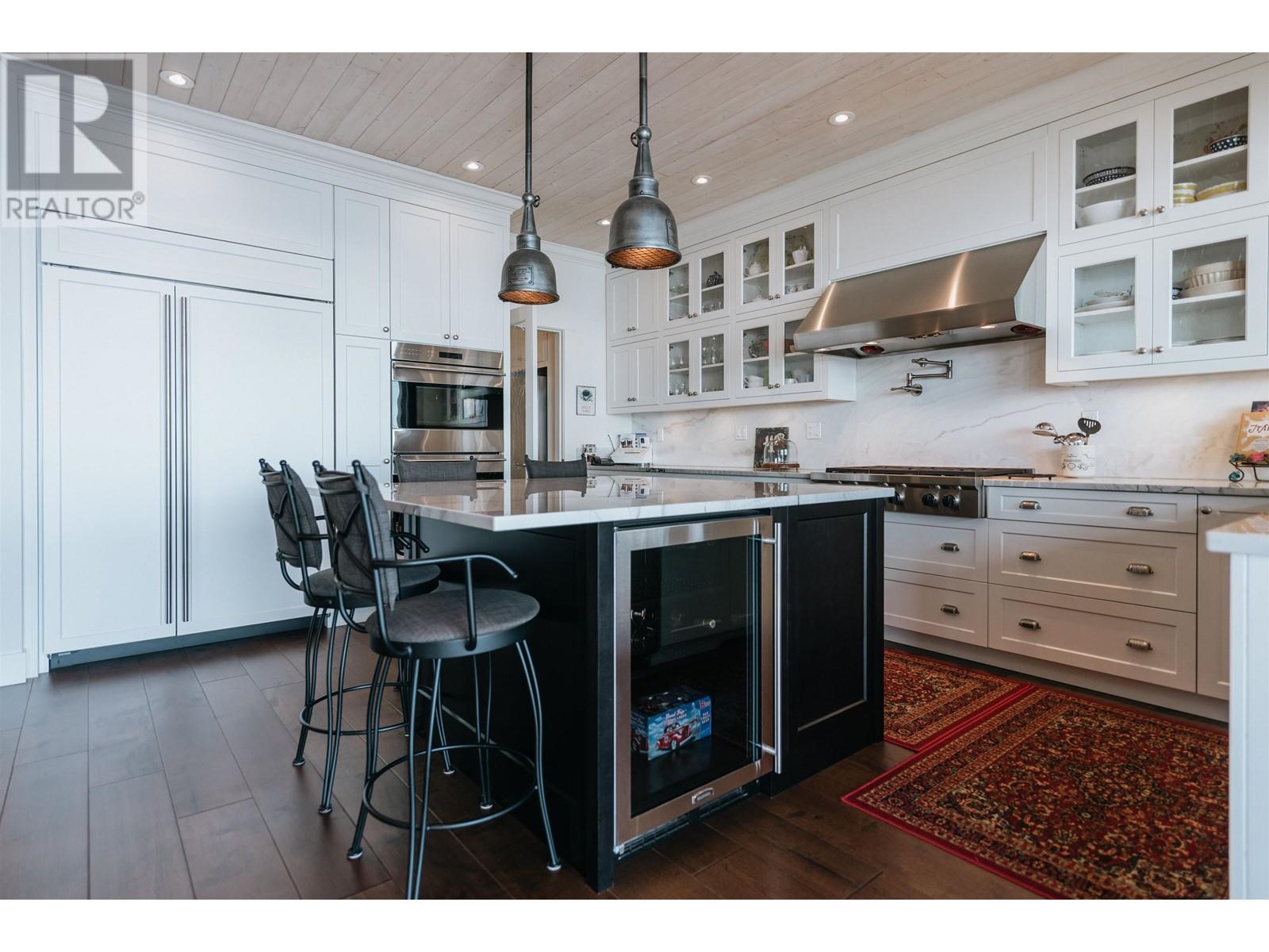 6035 Silverstone Lane, Sechelt, British Columbia  V7Z 0T8 - Photo 15 - R2985161