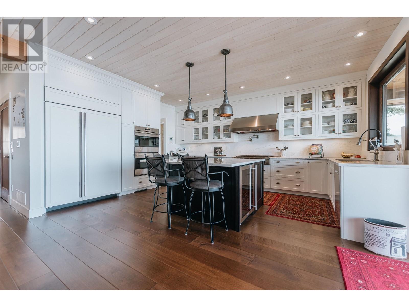 6035 Silverstone Lane, Sechelt, British Columbia  V7Z 0T8 - Photo 17 - R2985161