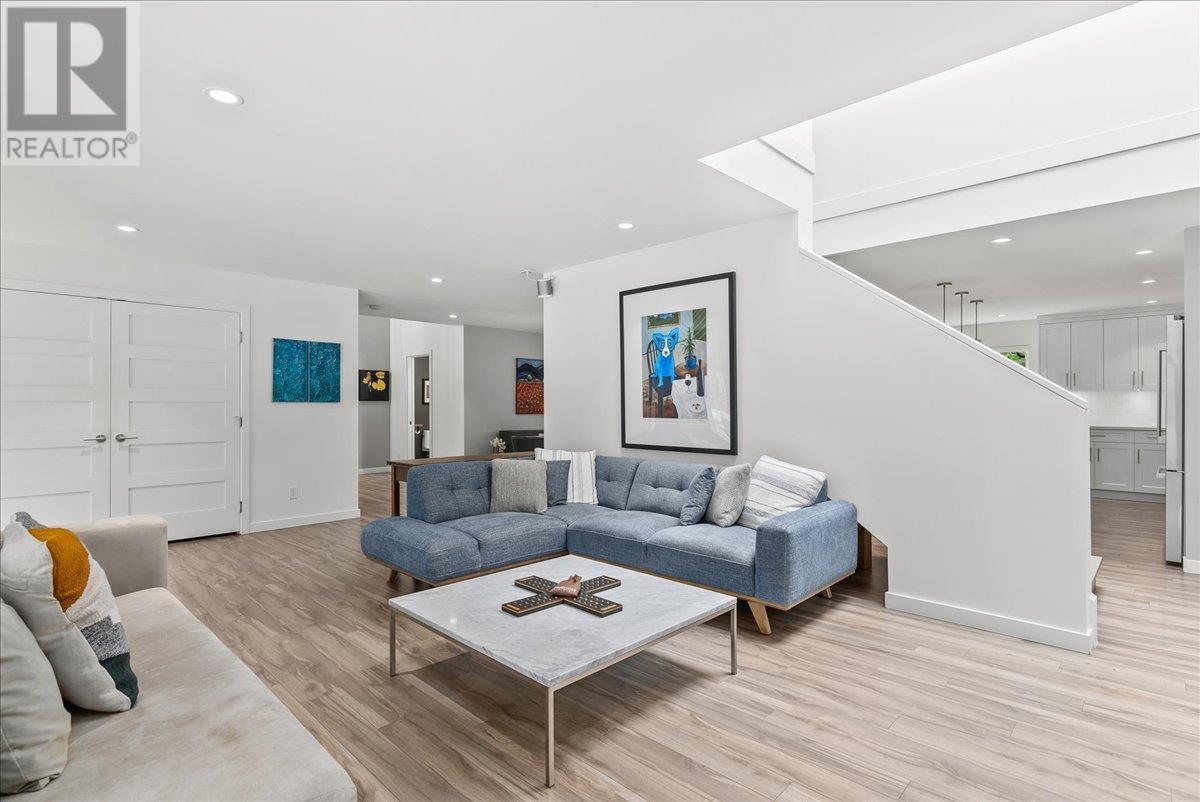 5664 Marine Drive, West Vancouver, British Columbia  V7W 2R6 - Photo 10 - R2985213