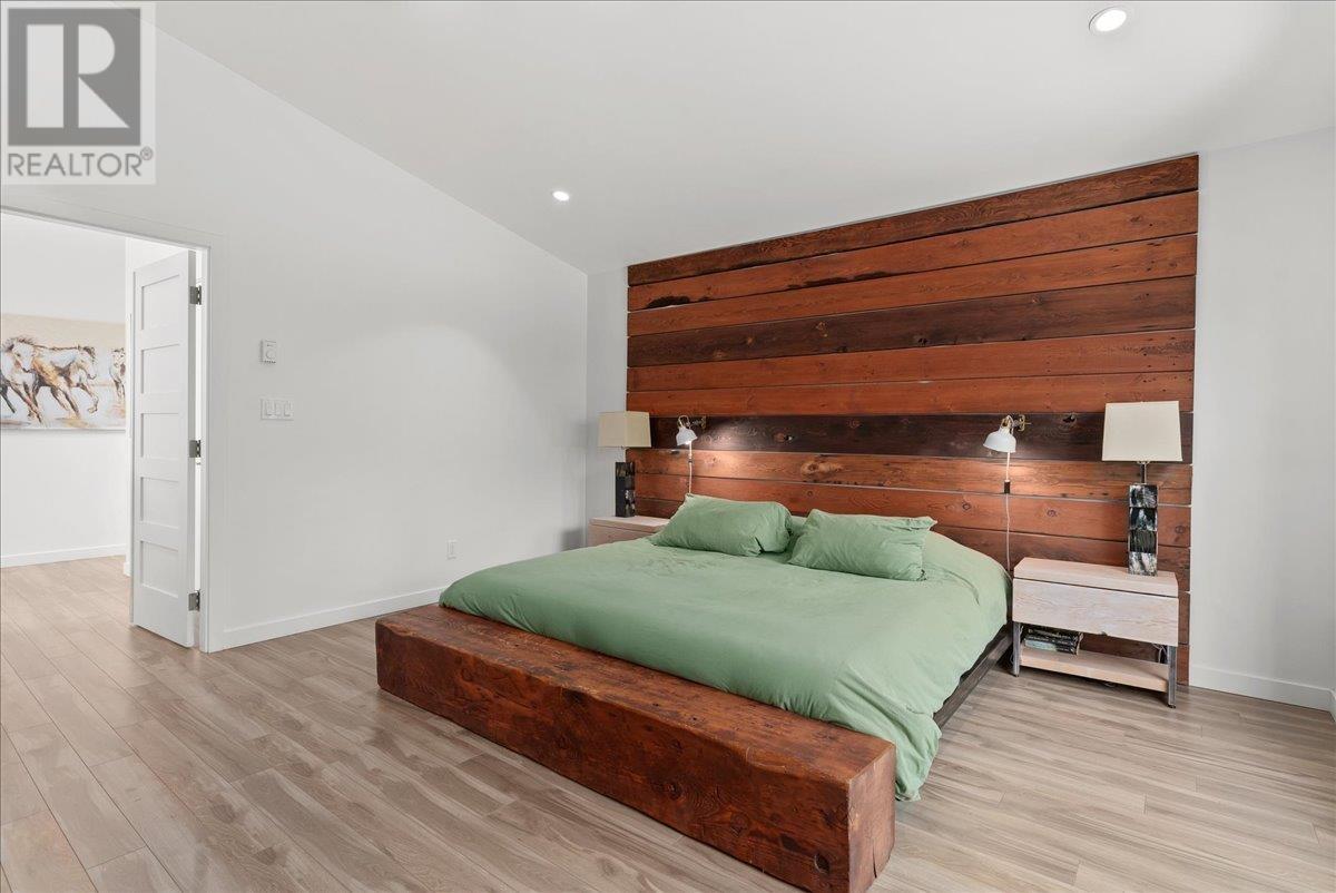 5664 Marine Drive, West Vancouver, British Columbia  V7W 2R6 - Photo 21 - R2985213