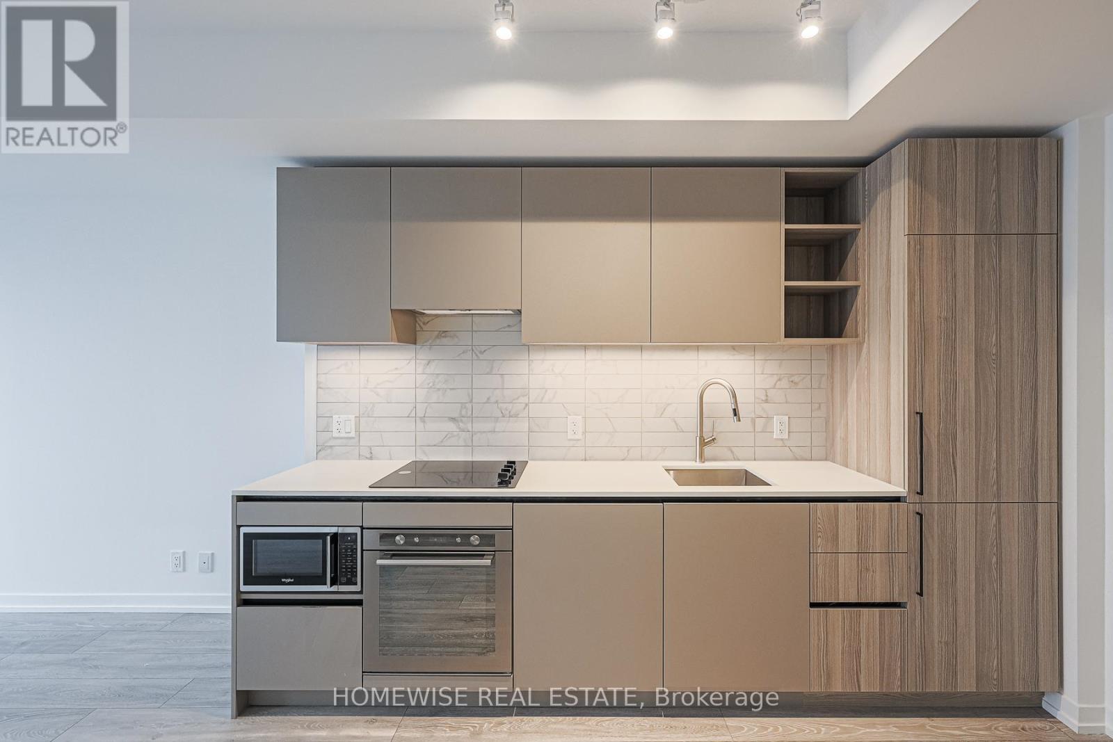5112 - 55 Mercer Street, Toronto, Ontario  M5V 3W2 - Photo 1 - C12057362