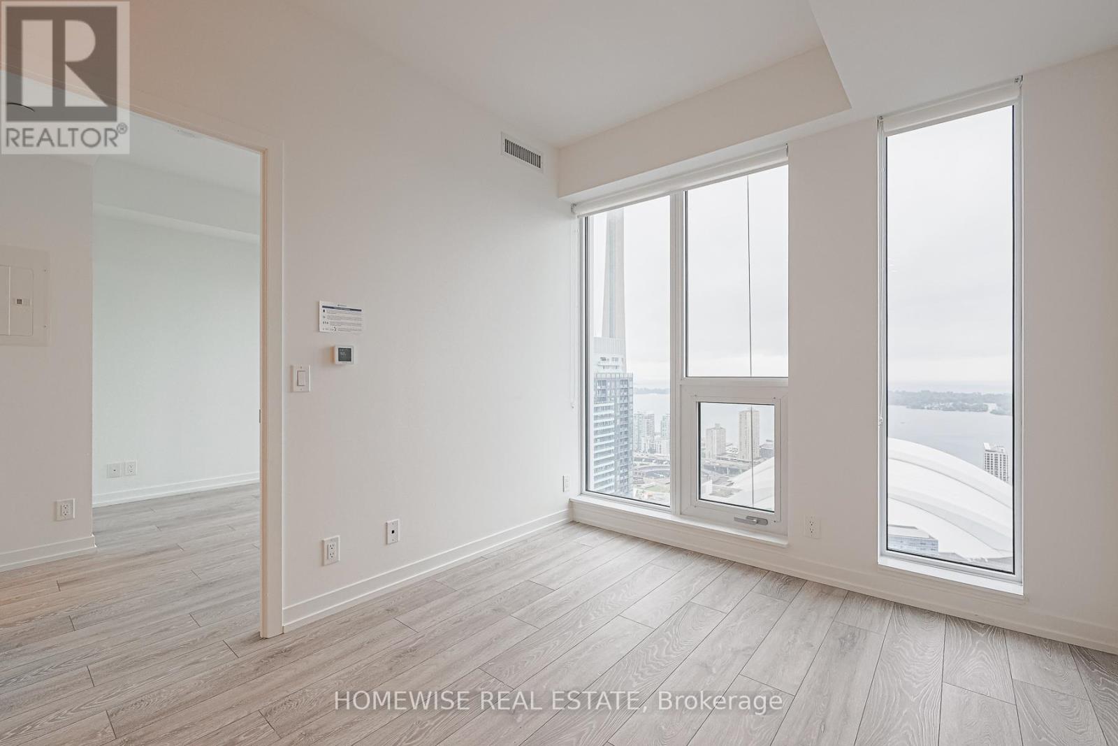 5112 - 55 Mercer Street, Toronto, Ontario  M5V 3W2 - Photo 8 - C12057362