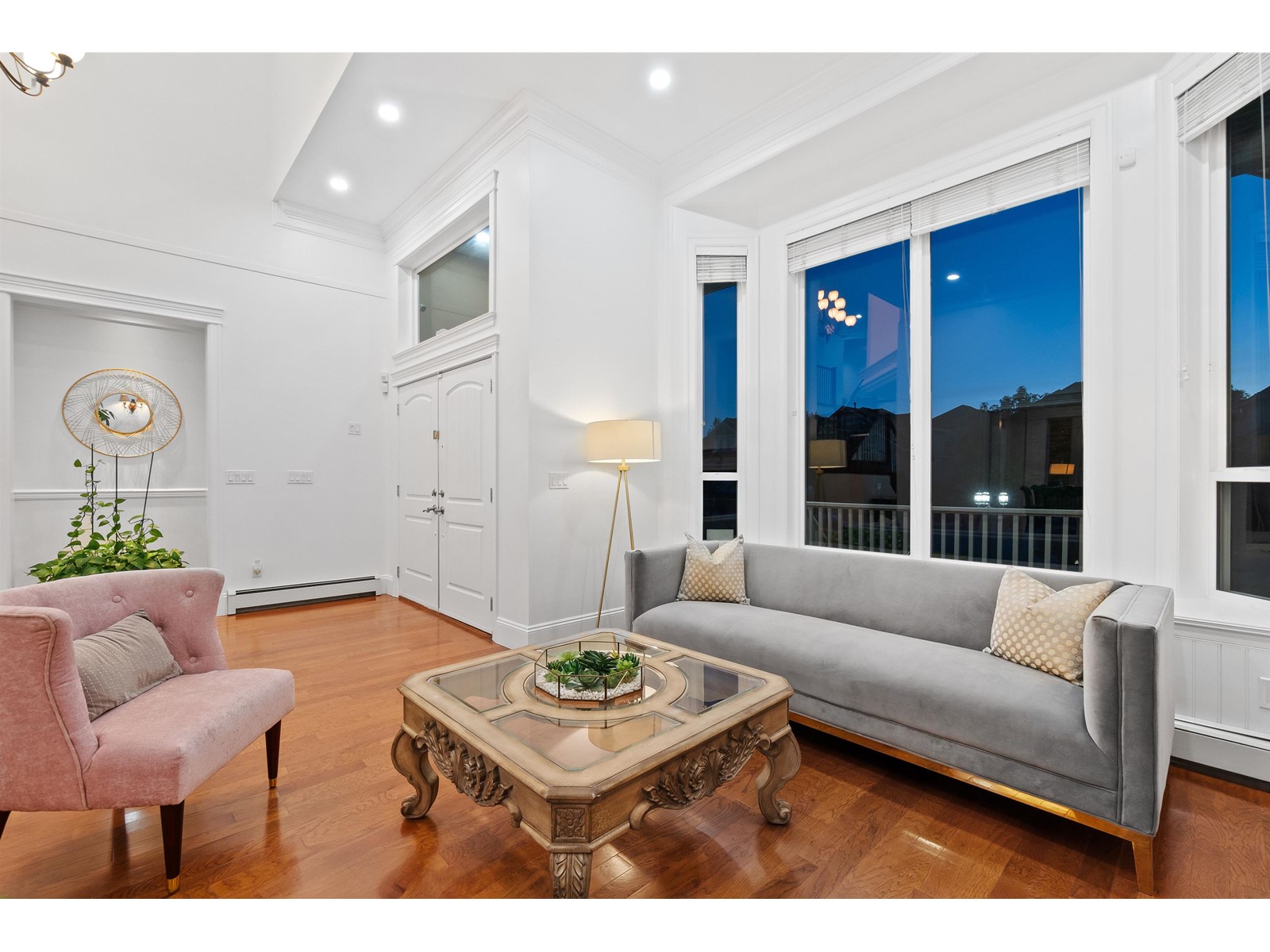 Property at 7672 151 STREET image 3