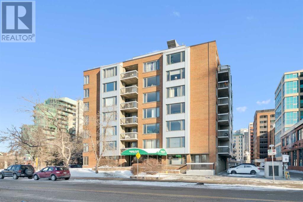 Property at 570, 310 8 Street SW image 2