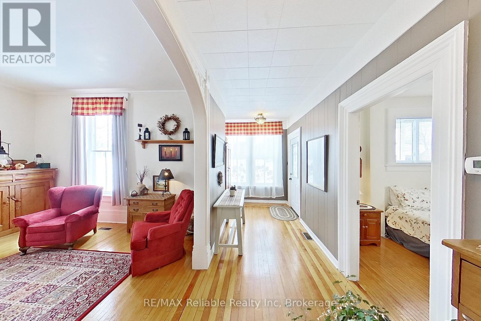 43 Jarvis Street N, Huron East, Ontario  N0K 1W0 - Photo 18 - X11965369