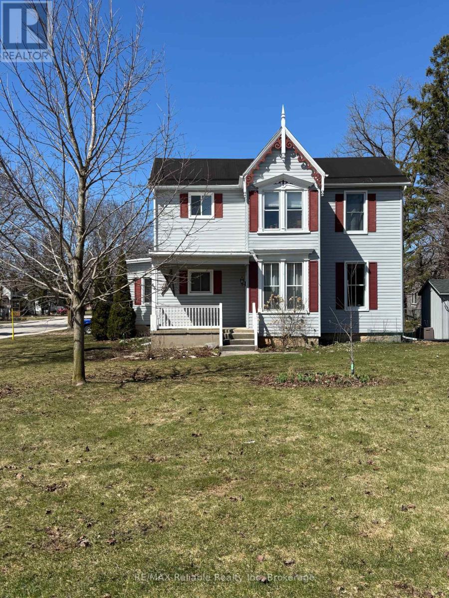 43 Jarvis Street N, Huron East, Ontario  N0K 1W0 - Photo 2 - X11965369