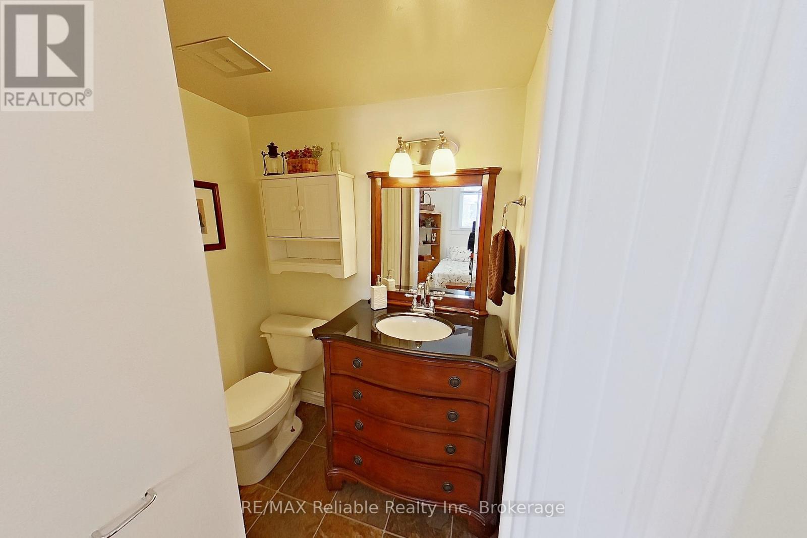43 Jarvis Street N, Huron East, Ontario  N0K 1W0 - Photo 27 - X11965369