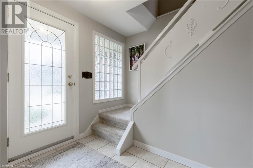 Property at 284 GREENBRIAR Road image 4