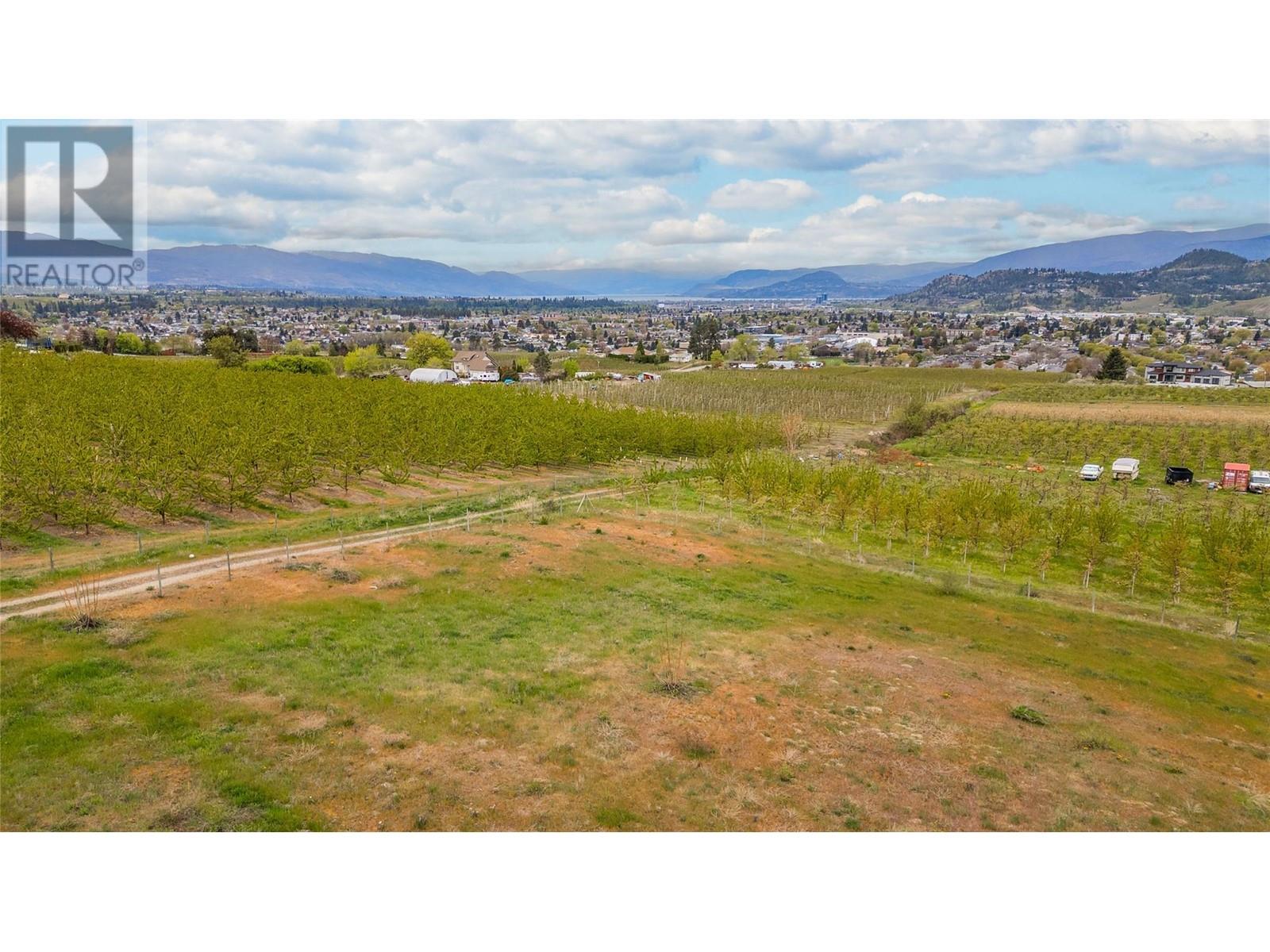 Property at 1080 Gibson Road image 3