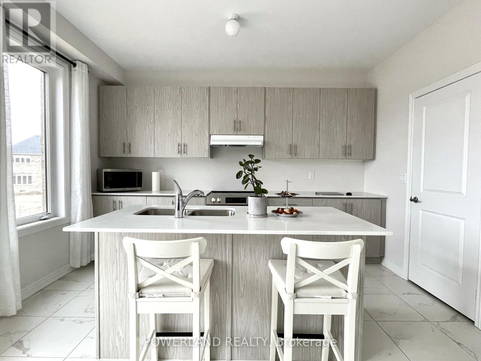 19 Sam Battaglia Crescent, Georgina, Ontario  L0E 1R0 - Photo 15 - N12036539