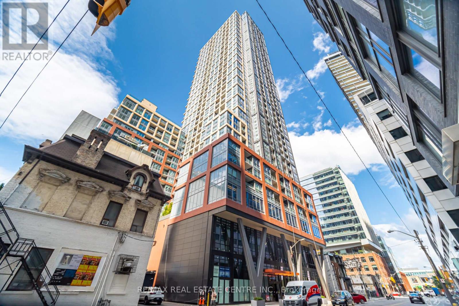 2613 - 108 Peter Street, Toronto, Ontario  M5V 0W2 - Photo 1 - C12029791