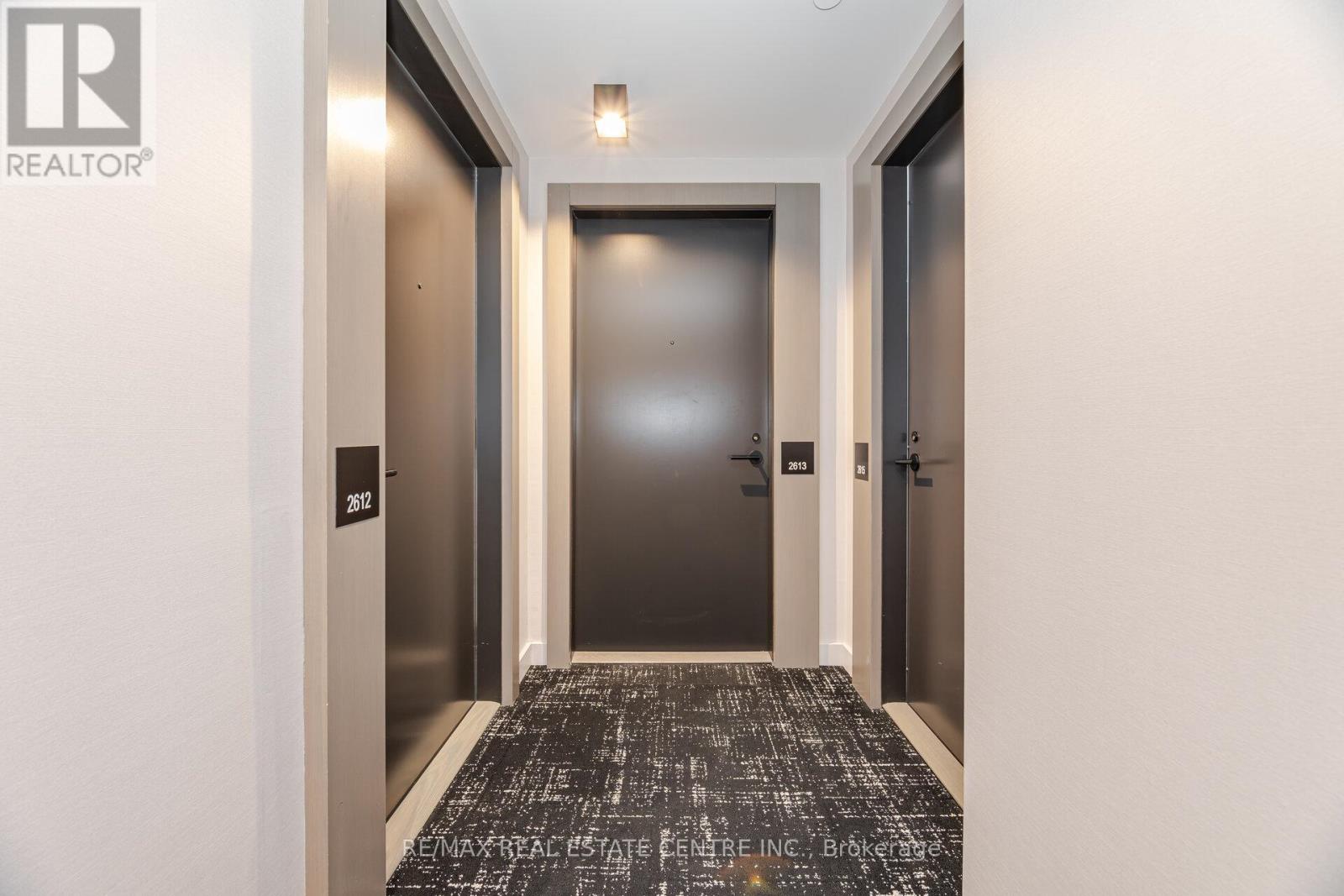 2613 - 108 Peter Street, Toronto, Ontario  M5V 0W2 - Photo 5 - C12029791