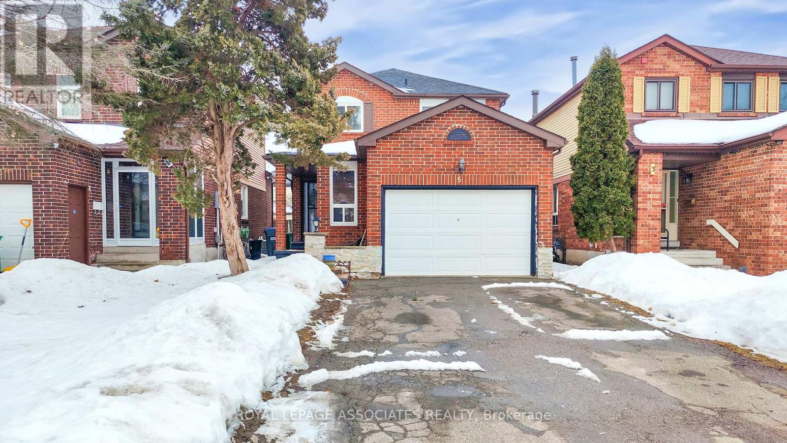 Property at 5 RUSTYWOOD DRIVE image 3