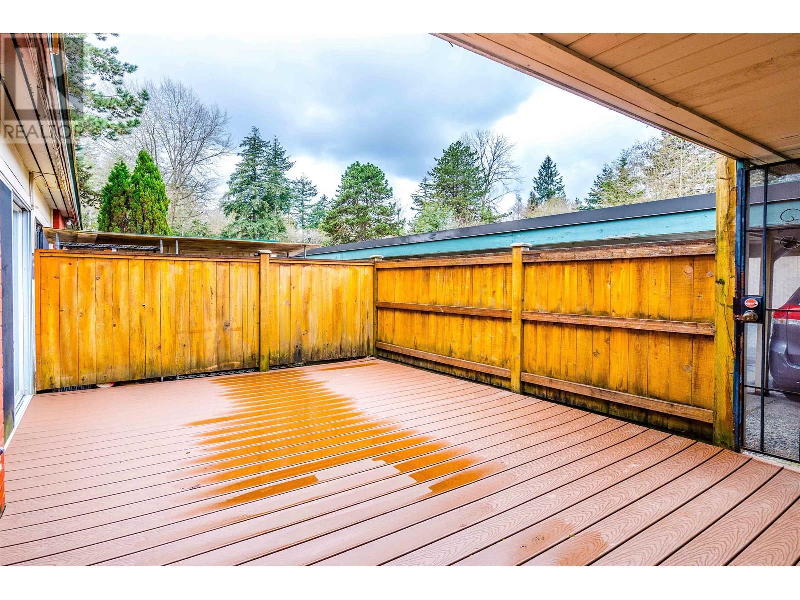 937 Westview Crescent, North Vancouver, British Columbia  V7N 3Y3 - Photo 2 - R2984500