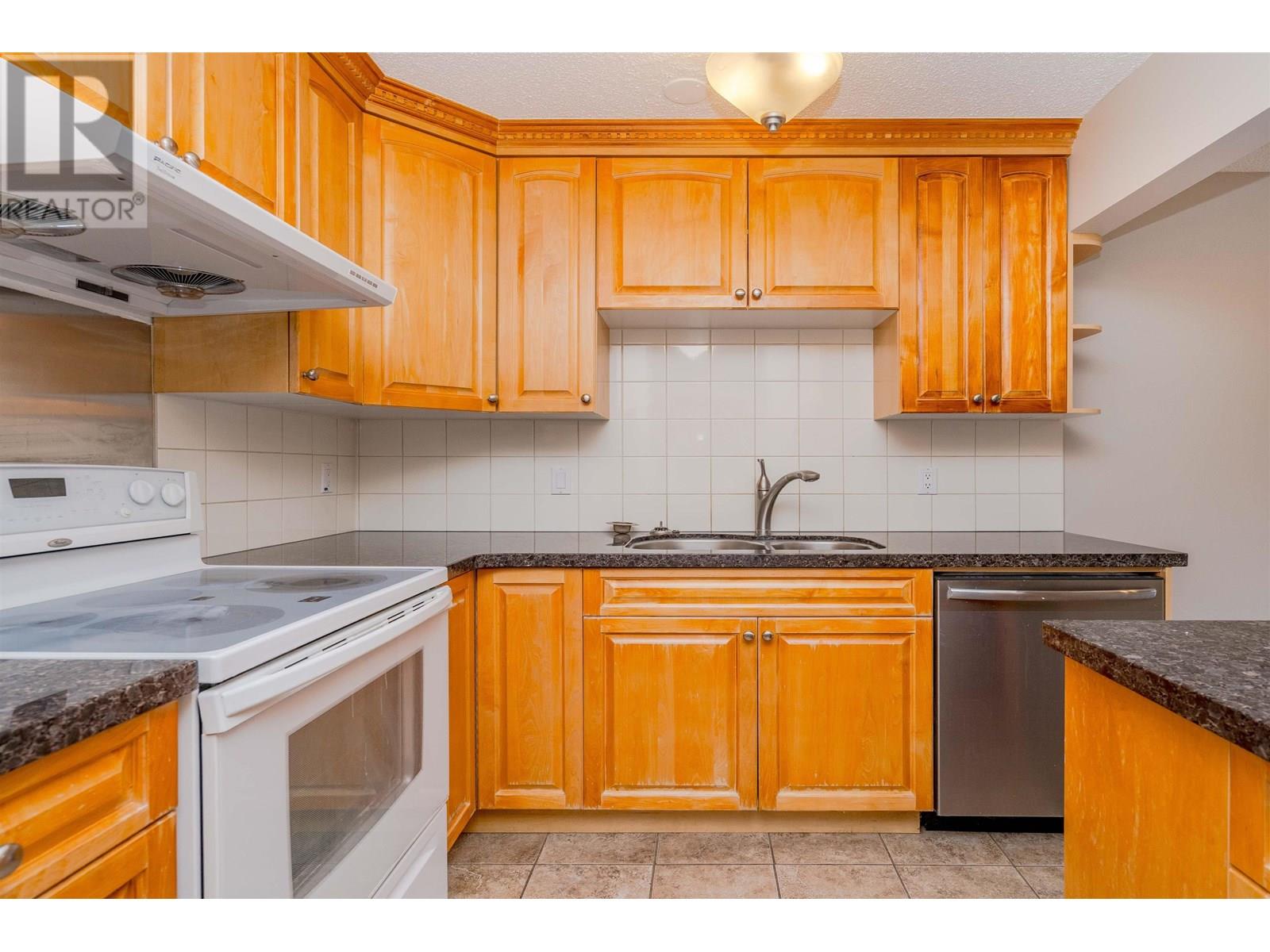 937 Westview Crescent, North Vancouver, British Columbia  V7N 3Y3 - Photo 13 - R2984500