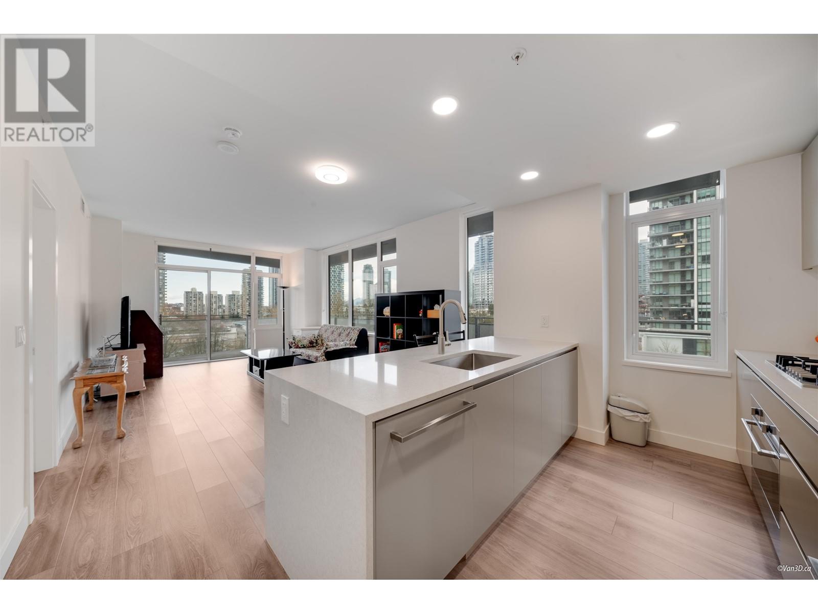 607 4433 Alaska Street, Burnaby, British Columbia  V5C 5T3 - Photo 4 - R2984599