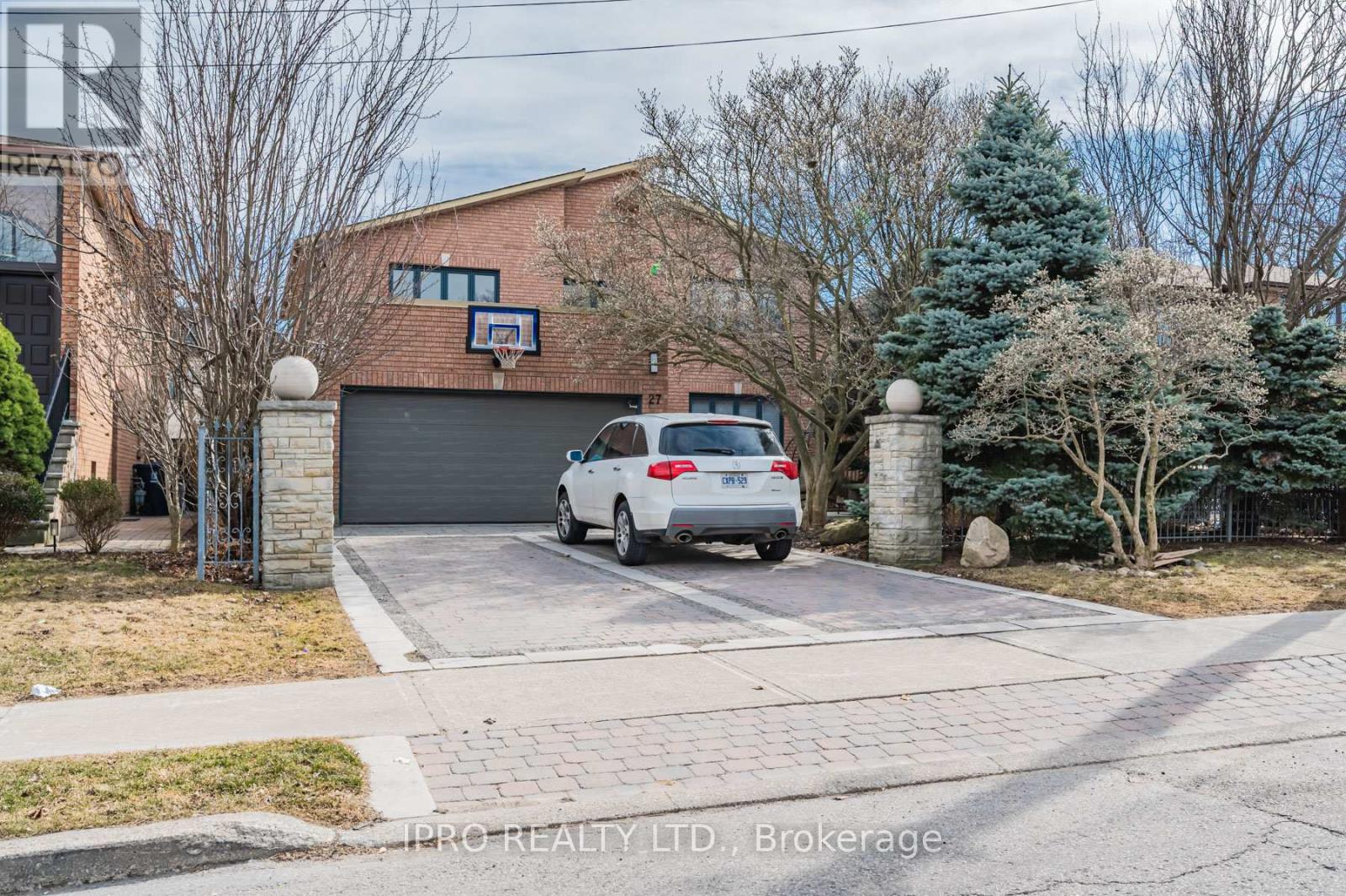 2 - 27 Danby Avenue, Toronto, Ontario  M3H 2J2 - Photo 2 - C12051108