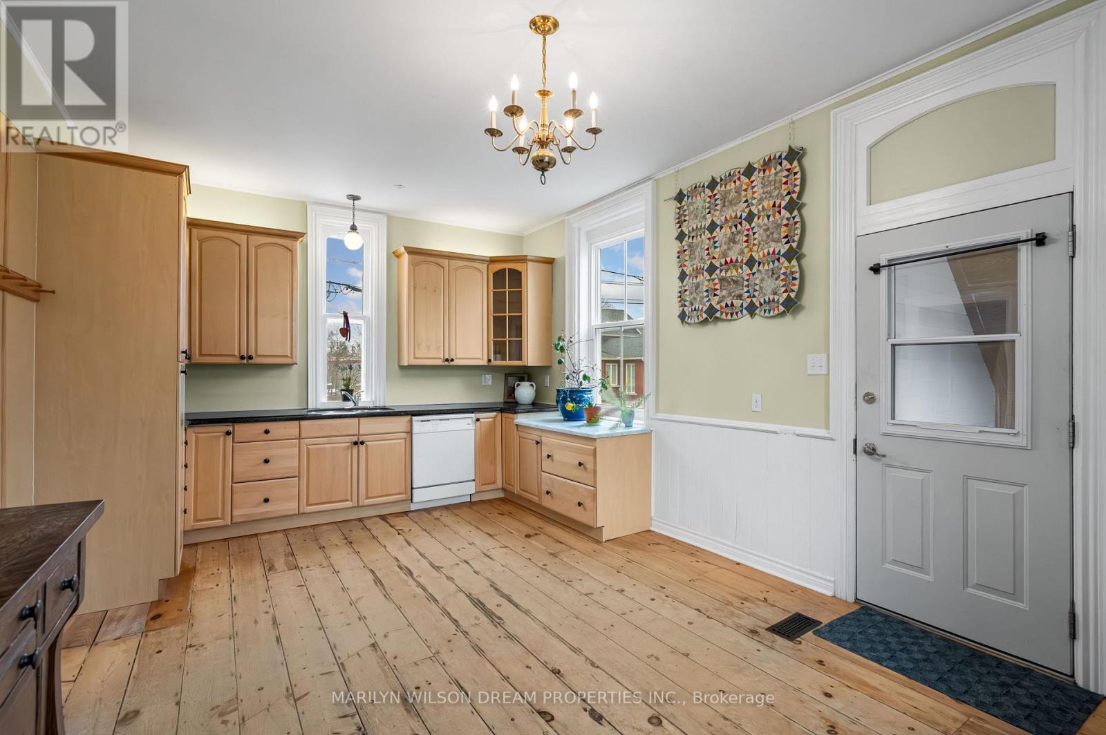 24 Lake Avenue W, Carleton Place, Ontario  K7C 1L4 - Photo 17 - X12057412