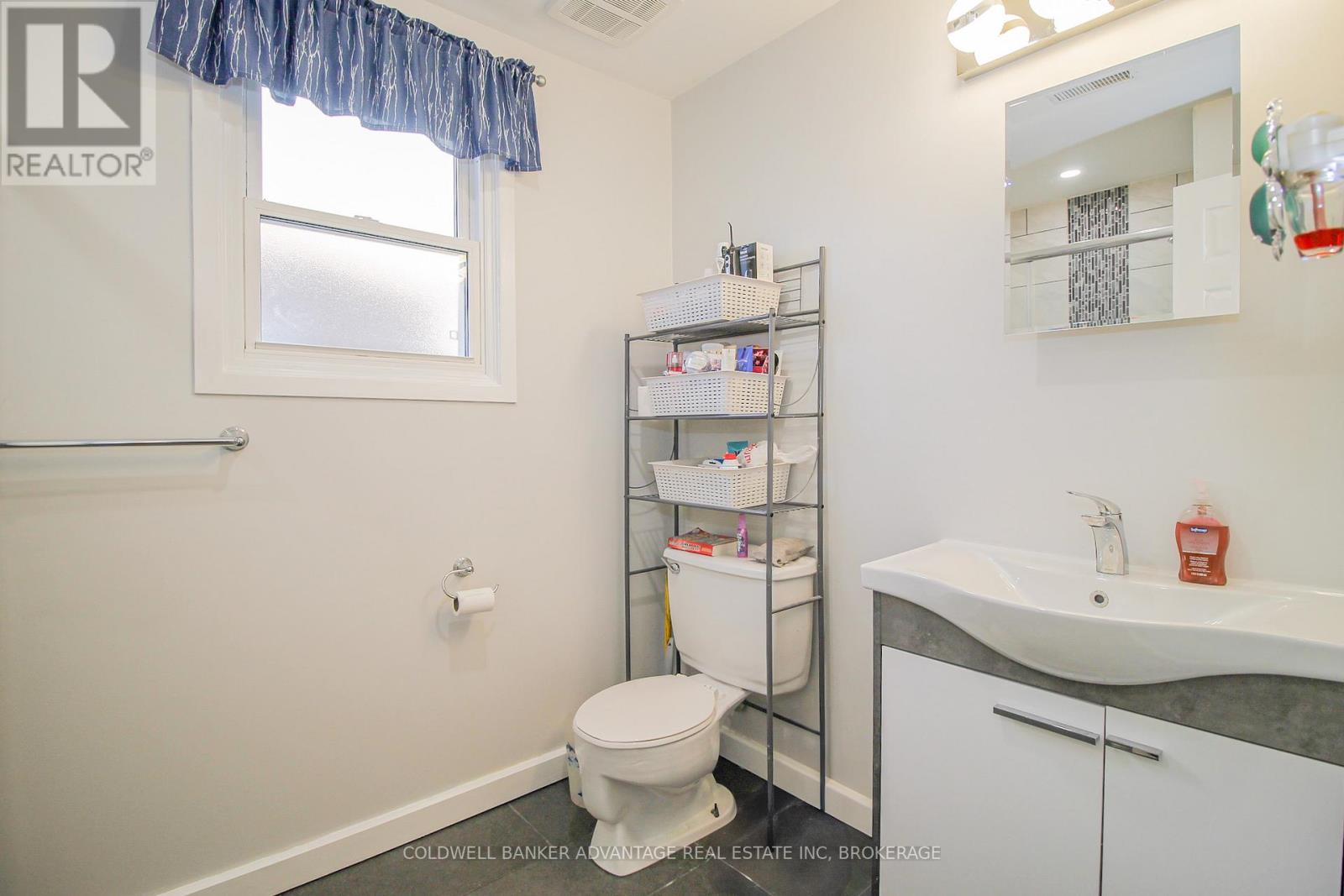 36 Wellbrook Boulevard, Welland, Ontario  L3C 5T4 - Photo 26 - X12057520
